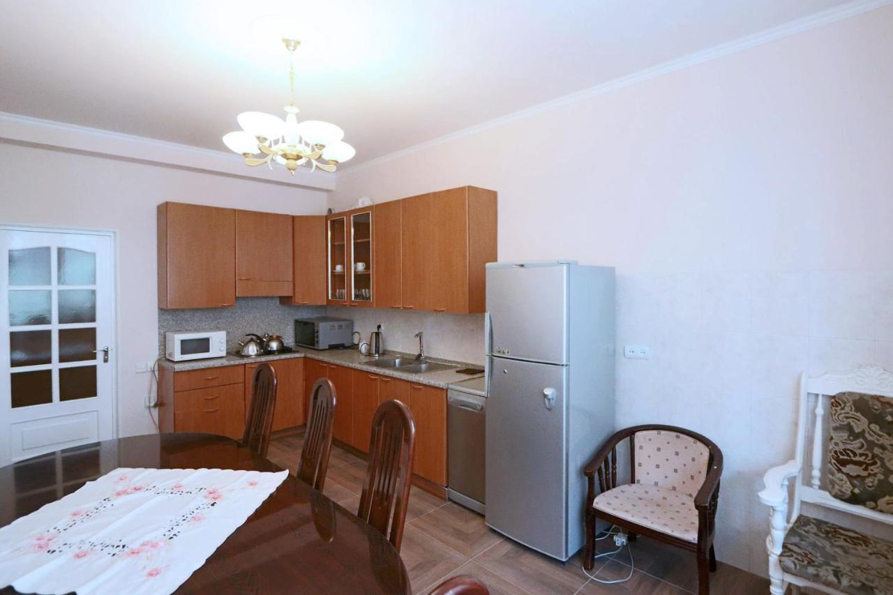 Garnim Guest House Erevan Esterno foto