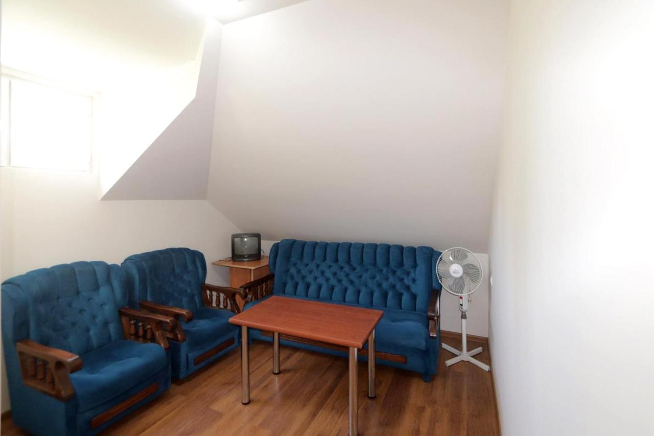 Garnim Guest House Erevan Esterno foto