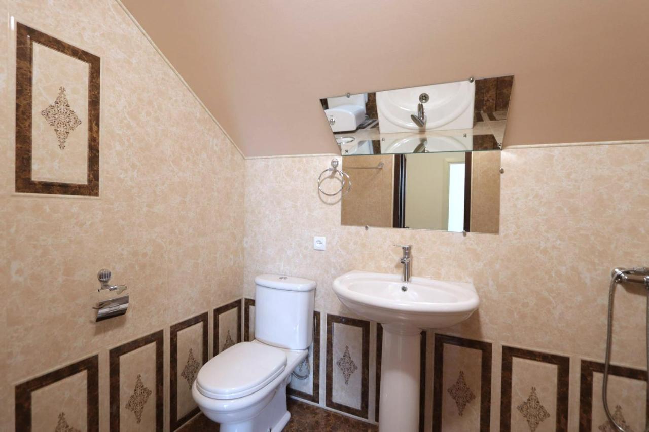 Garnim Guest House Erevan Esterno foto