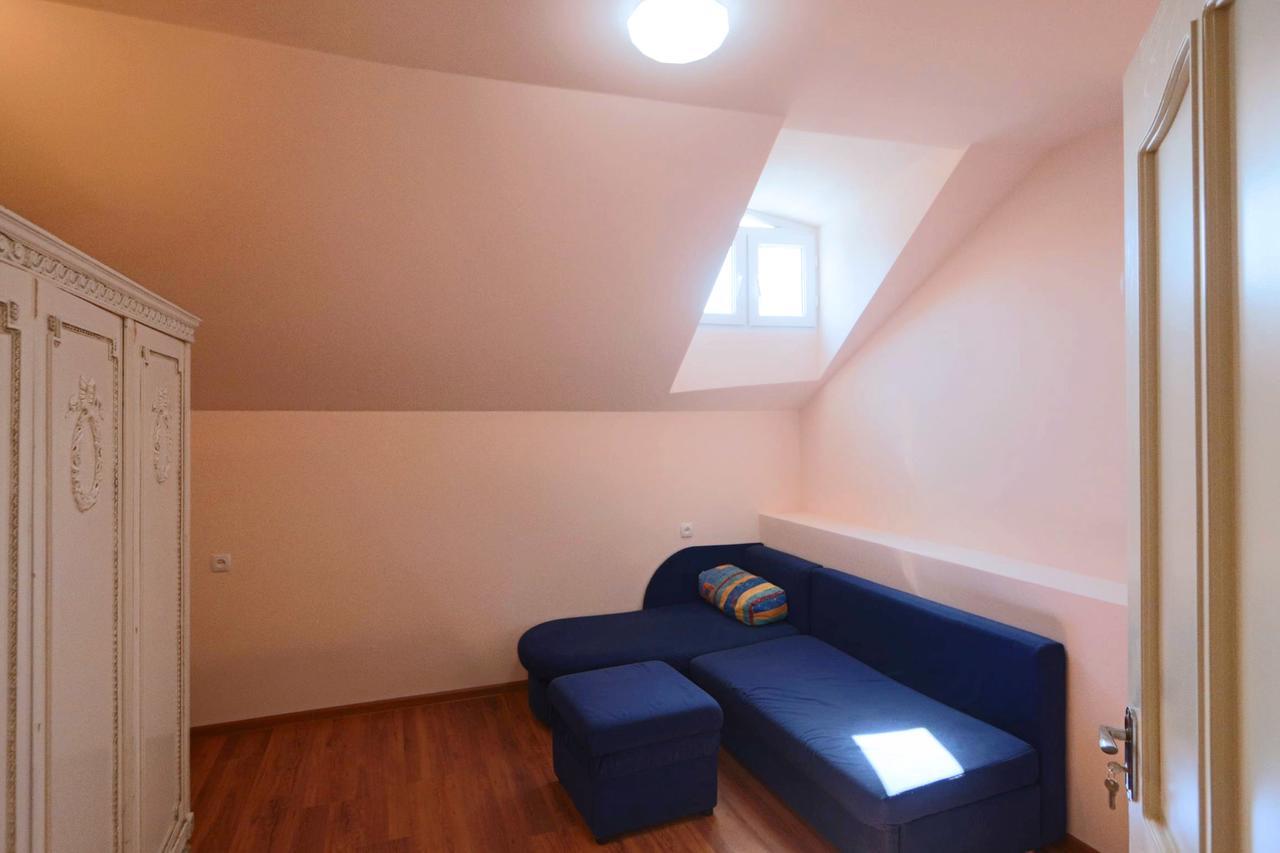 Garnim Guest House Erevan Esterno foto